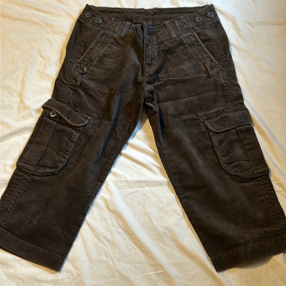 Gap corduroy cargo capri pants
